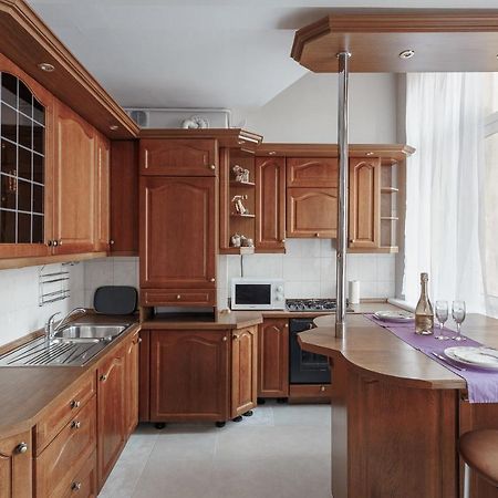 Duke View Appartement Odessa Buitenkant foto