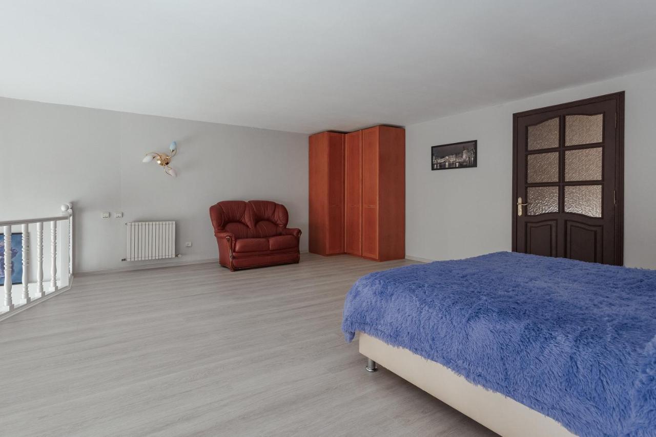Duke View Appartement Odessa Buitenkant foto