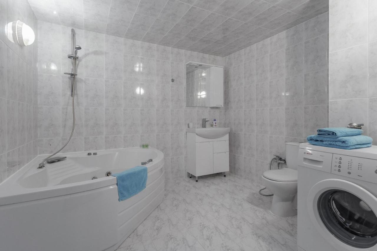 Duke View Appartement Odessa Buitenkant foto